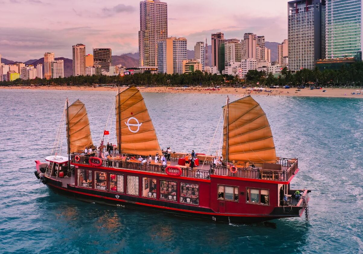 Sunset Cocktail and Dinner on Emperor Cruise