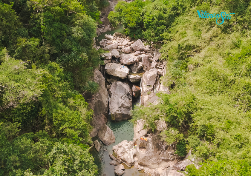 Trekking and cliff-jumping at Ba Ho Waterfall